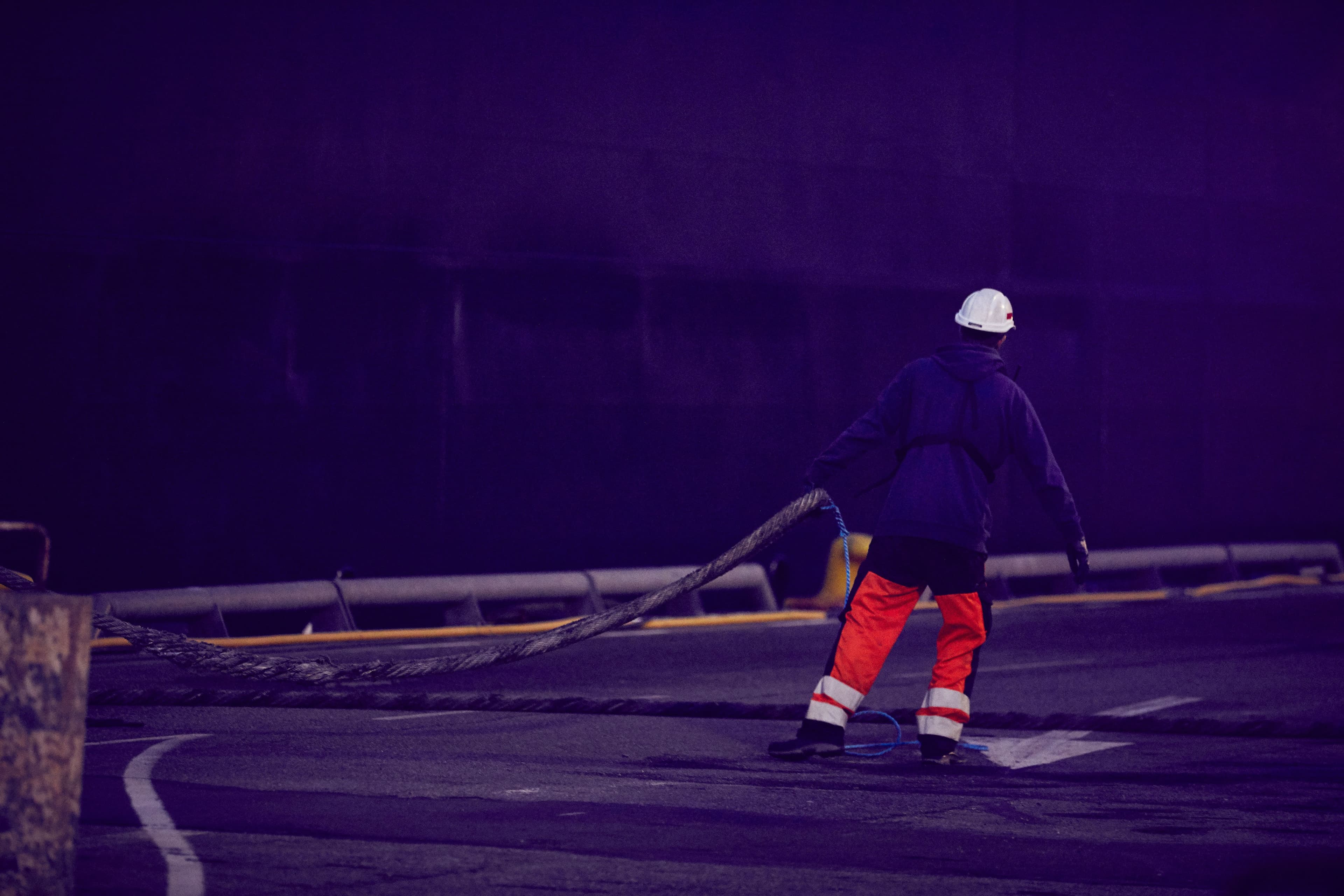 Terminal worker, port worker, port